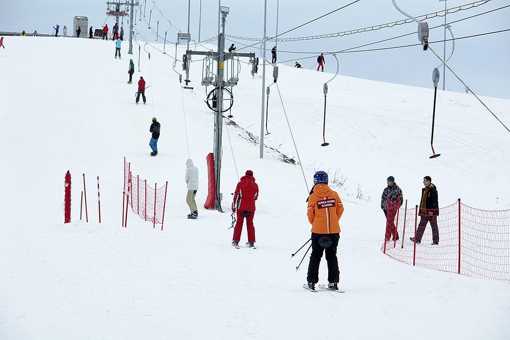 Комплекс новгород. Горнолыжные склоны Нижний Новгород. Горнолыжка в Нижегородской области. Горнолыжный комплекс Нижний Новгород. Горнолыжные трассы в Нижнем Новгороде.